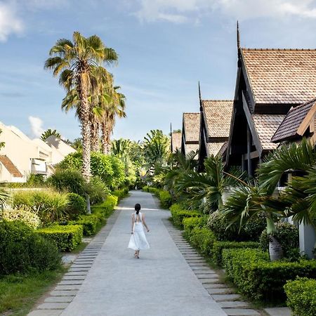 Pullman Sanya Yalong Bay Villas & Resort Exterior photo