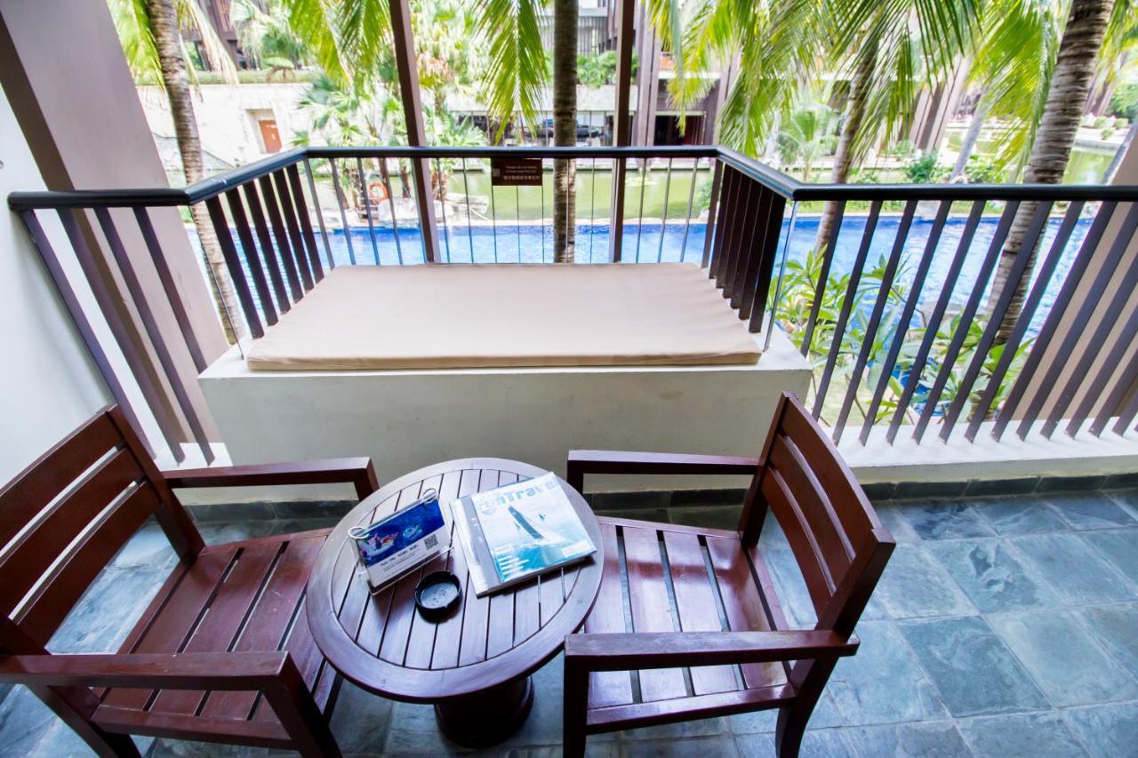Pullman Sanya Yalong Bay Villas & Resort Exterior photo