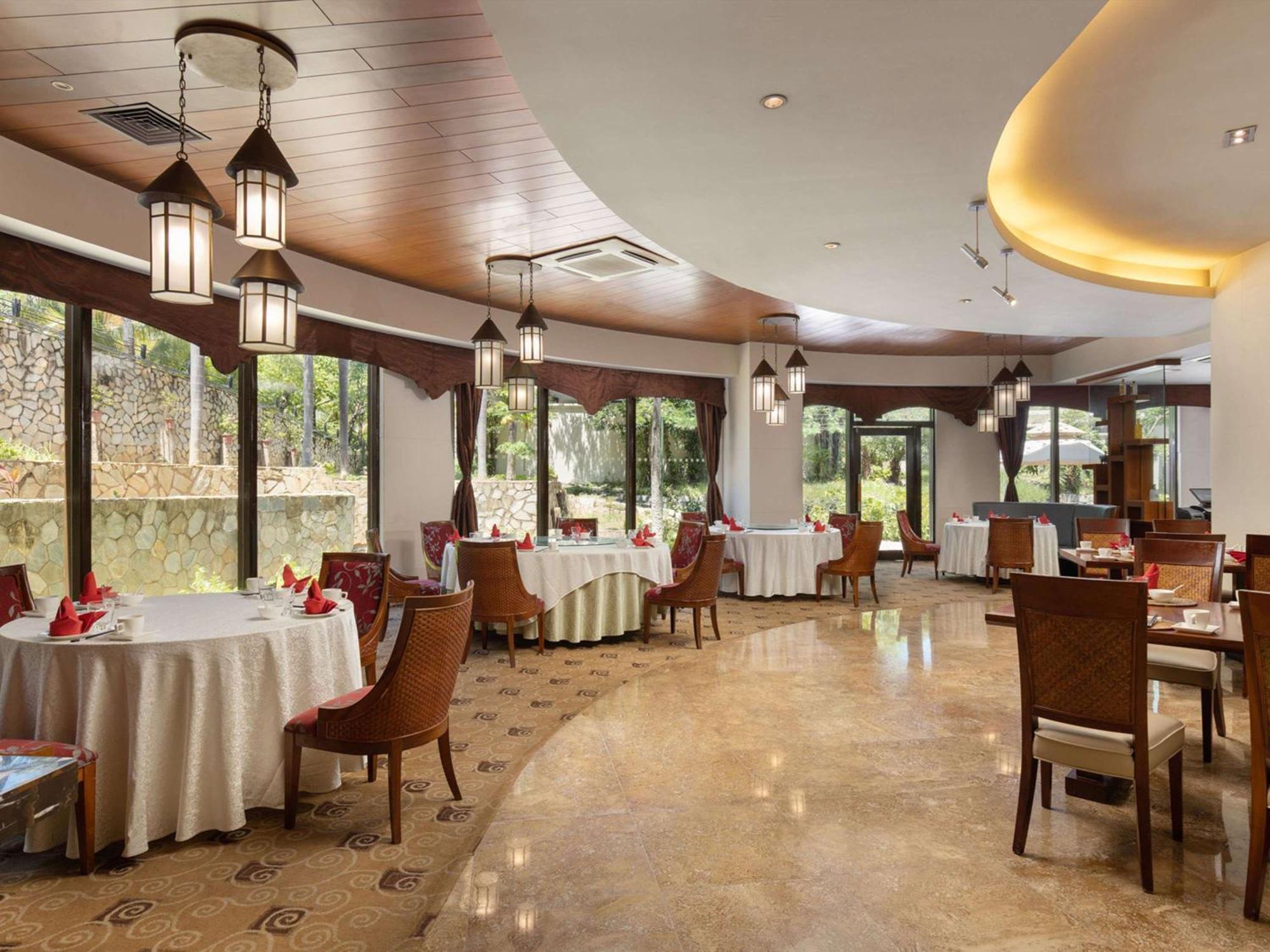 Pullman Sanya Yalong Bay Villas & Resort Exterior photo