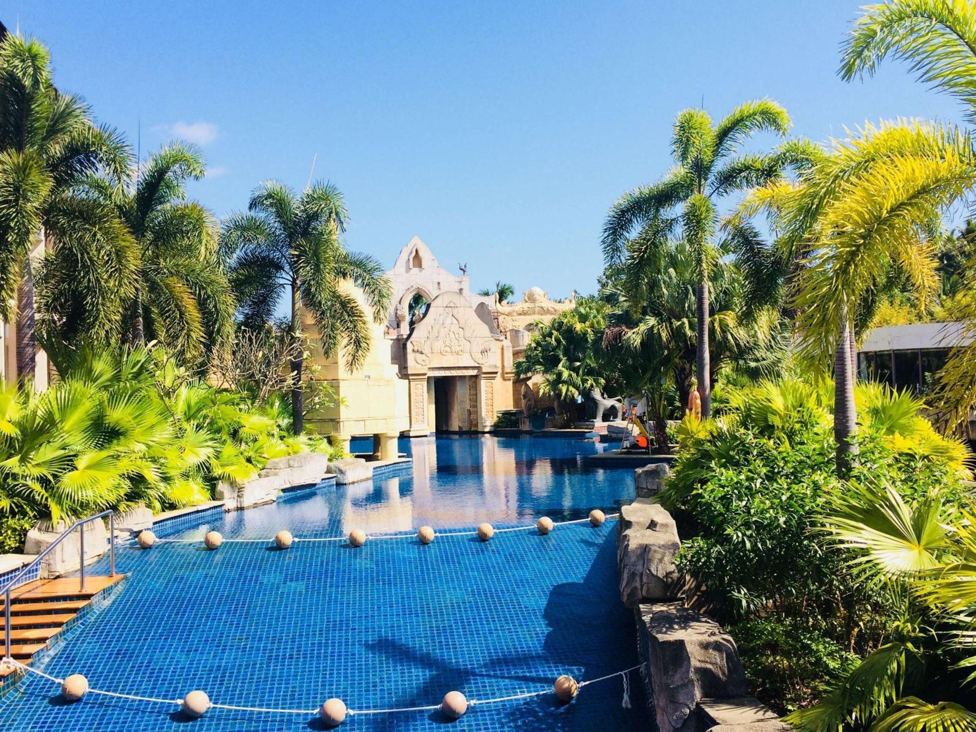 Pullman Sanya Yalong Bay Villas & Resort Exterior photo